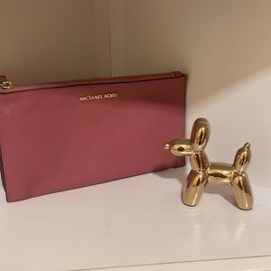 Adorable Micheal Kors Wristlet